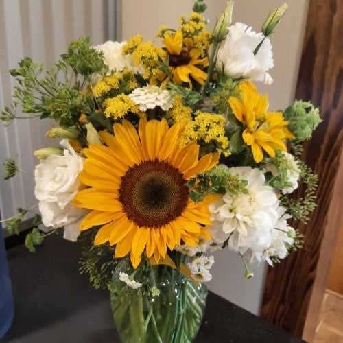 Full Season Subscription- 10 Wrapped Bouquets (no vase) PICKUP @ FARM